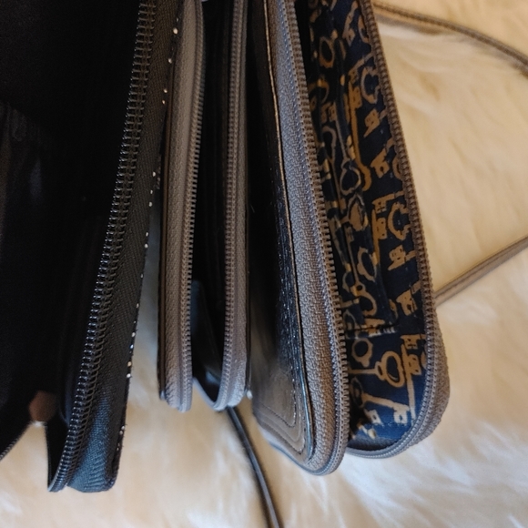 (3) 2 Wristlets (Coach & Fossil) & 1 Makeup Bag (Victoria Secret)! - Picture 3 of 8
